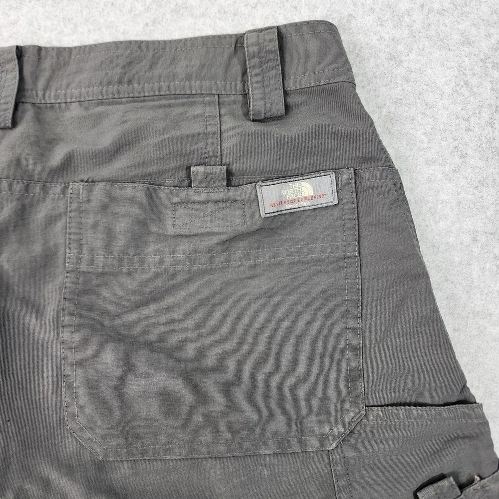 The North Face Chino Shorts Men 32 Gray Nylon Pockets Outdoors Hiking Activewear